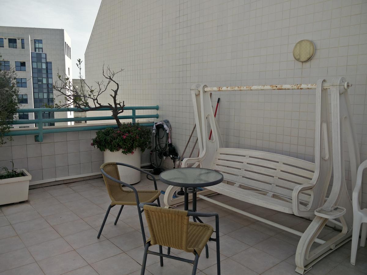 Herzelia Rooftop Special 2 Room Apartment Exteriör bild